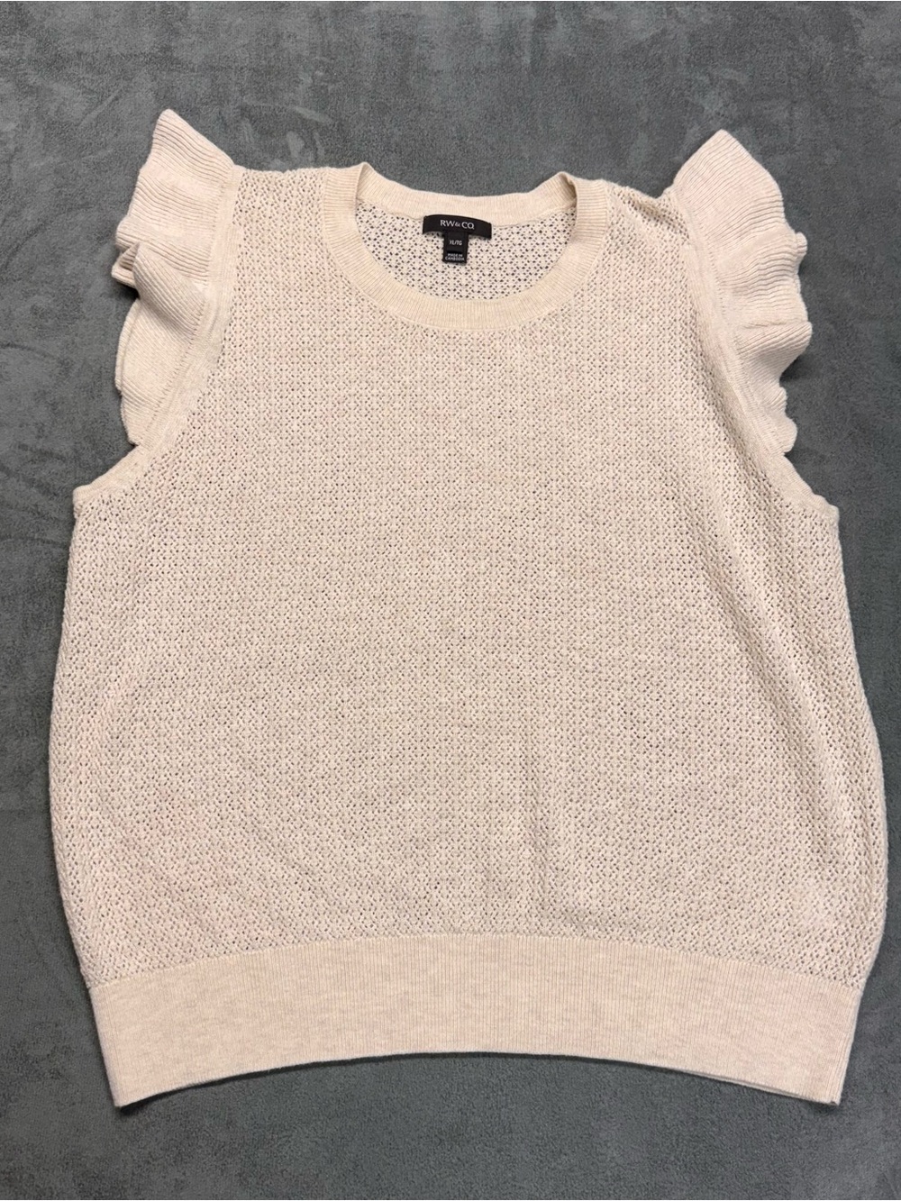 RW&CO. Cream Knit Ruffle Sleeve Crew Neck Sweater Tank